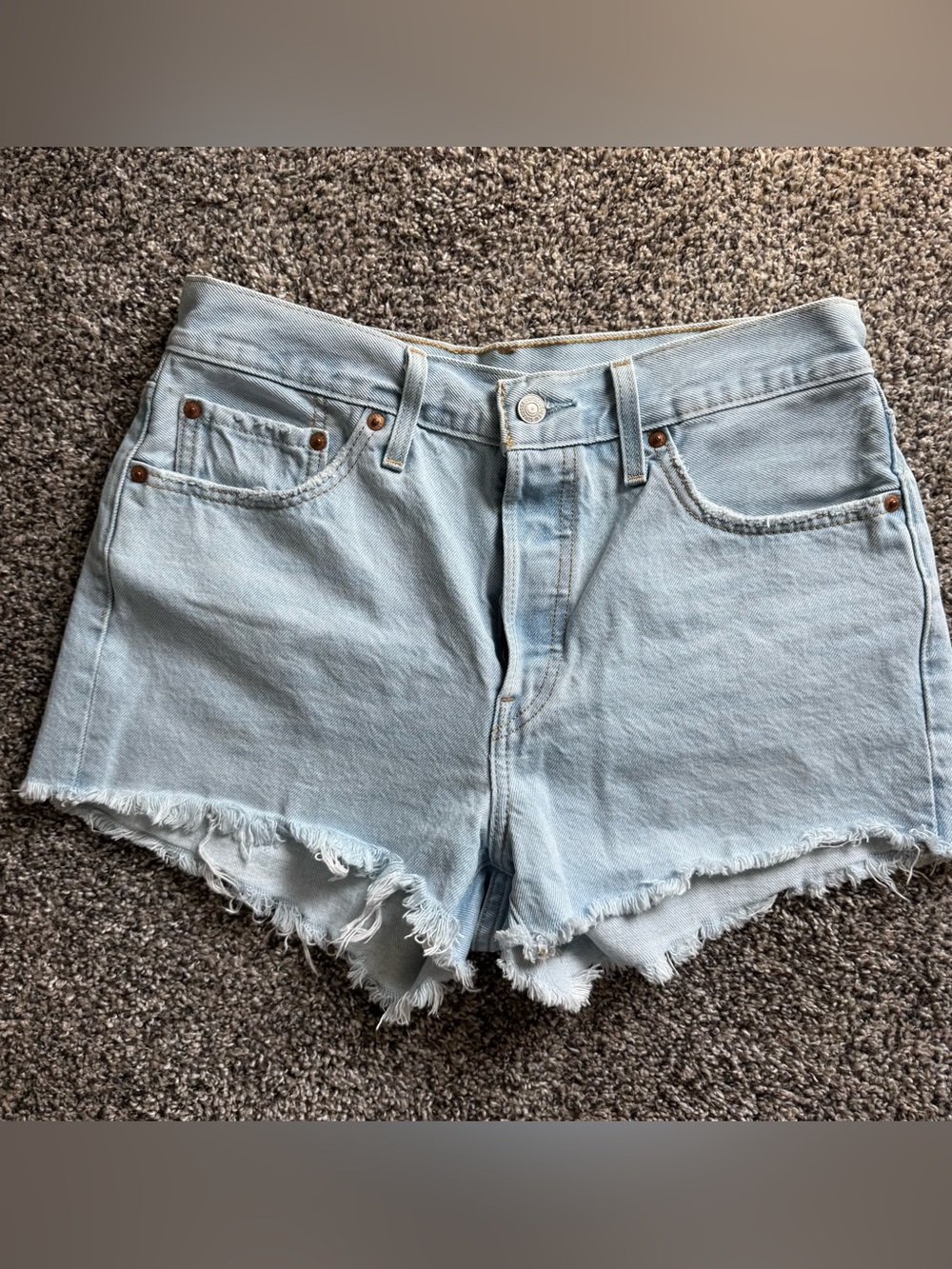 Levi’s 501 Original Cutoff Button Fly Denim Shorts NWOT